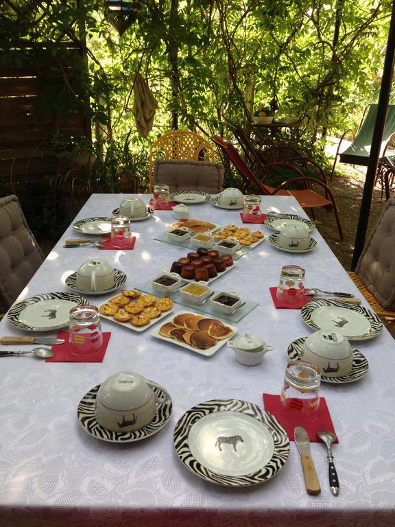 Les Jardins Du Rebaut Bed & Breakfast Béziers Dış mekan fotoğraf