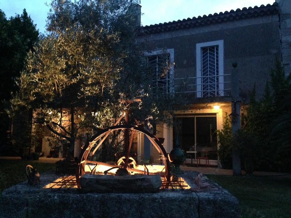 Les Jardins Du Rebaut Bed & Breakfast Béziers Dış mekan fotoğraf